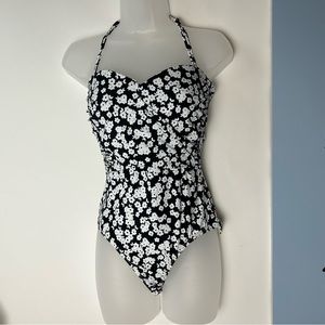 Anne Cole 1PC Black White Floral Swimsuit 10‎ Beach Vacation